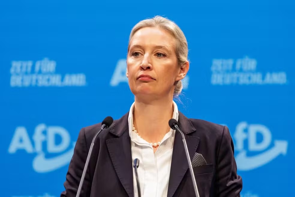 Alice Weidel: candidata alemã é lésbica assumida