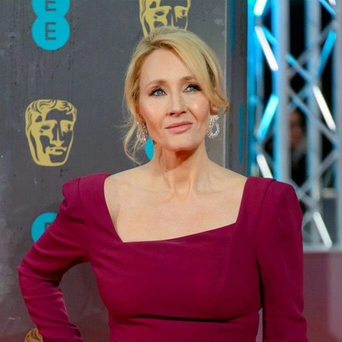 JK Rowling fala de gays e trans