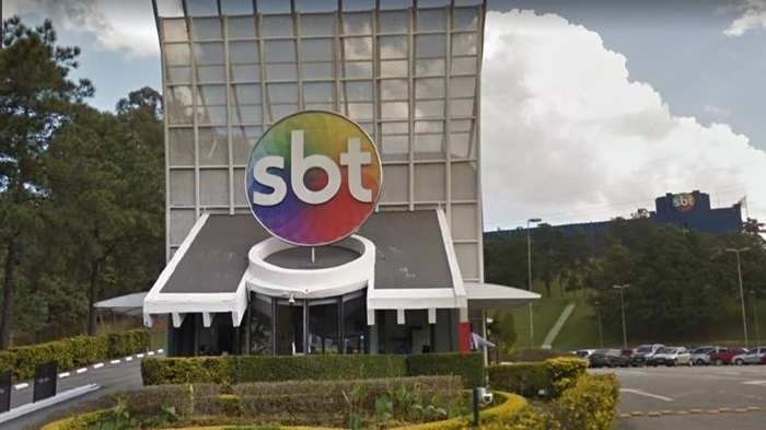 SBT investiga flagra de sexo gay no camarim