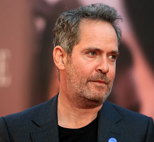 Tom Hollander se assumiu gay